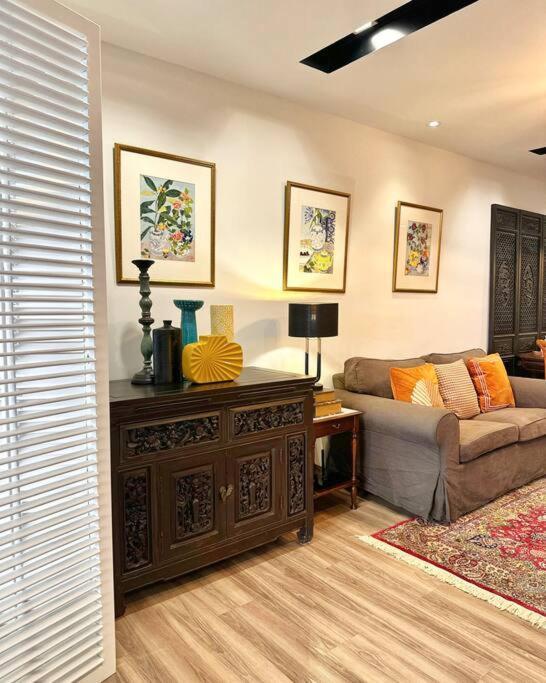 Central Bangkok, 5 Stars River View & Characteristic Decor Exterior foto
